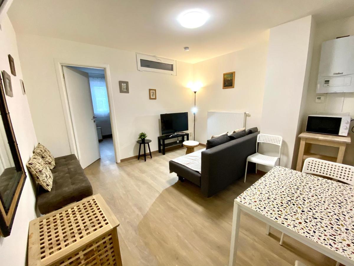 Сarnot Apartments Zoo Area Антверпен Екстериор снимка
