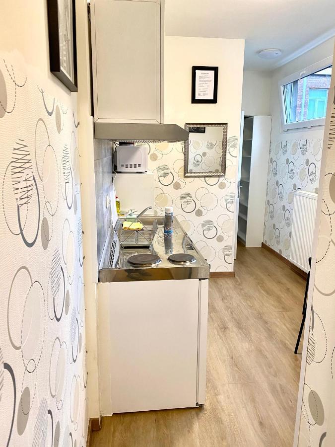 Сarnot Apartments Zoo Area Антверпен Екстериор снимка
